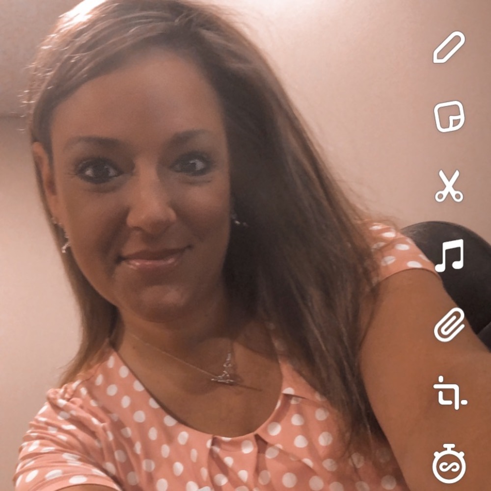 Meet your Posher, Kelly